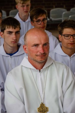 518150254 754180403622095 n