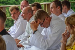 519594599 754180620288740 n